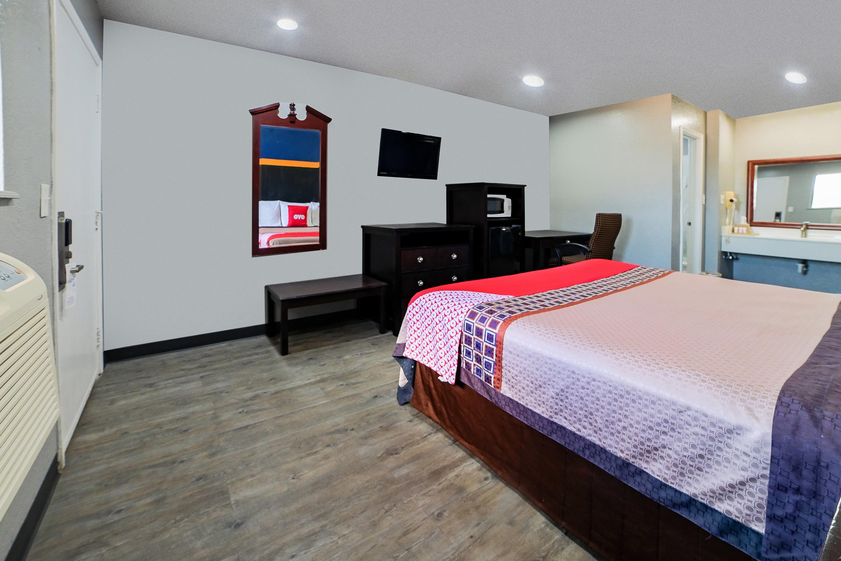 Hotel Oyo - Hwy 77
