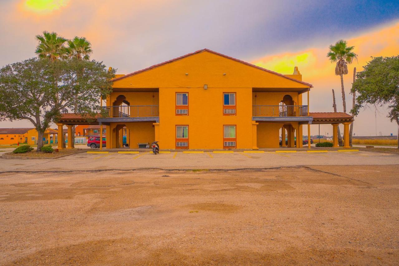 Hotel Oyo - Hwy 77