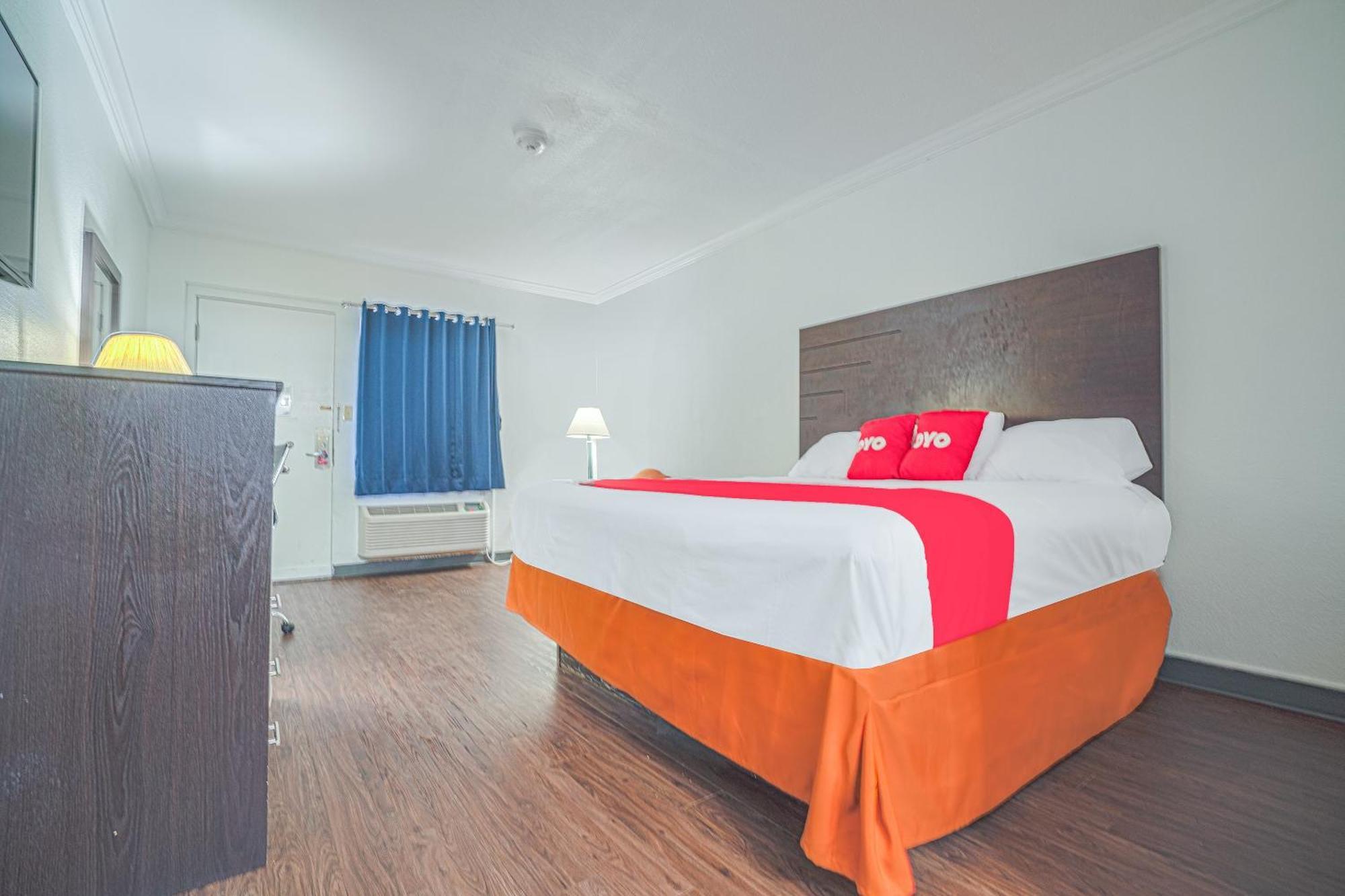 Hotel Oyo - Hwy 77 2*