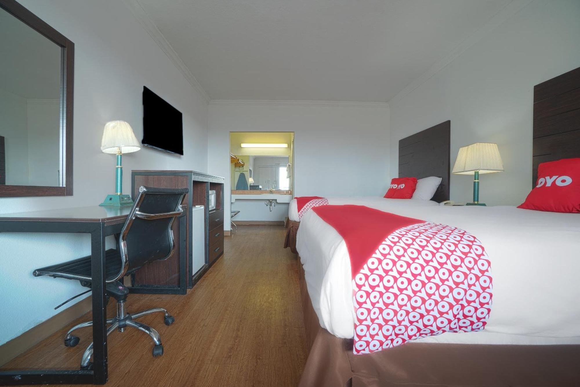 Hotel Oyo - Hwy 77 2*