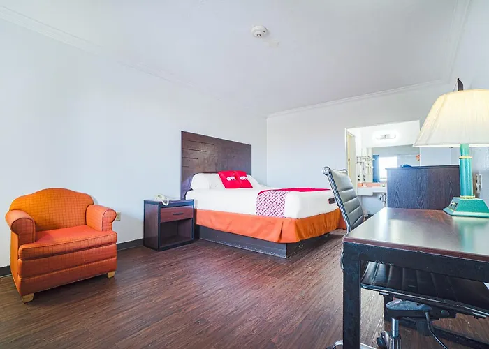 Oyo Hotel Kingsville - Hwy 77