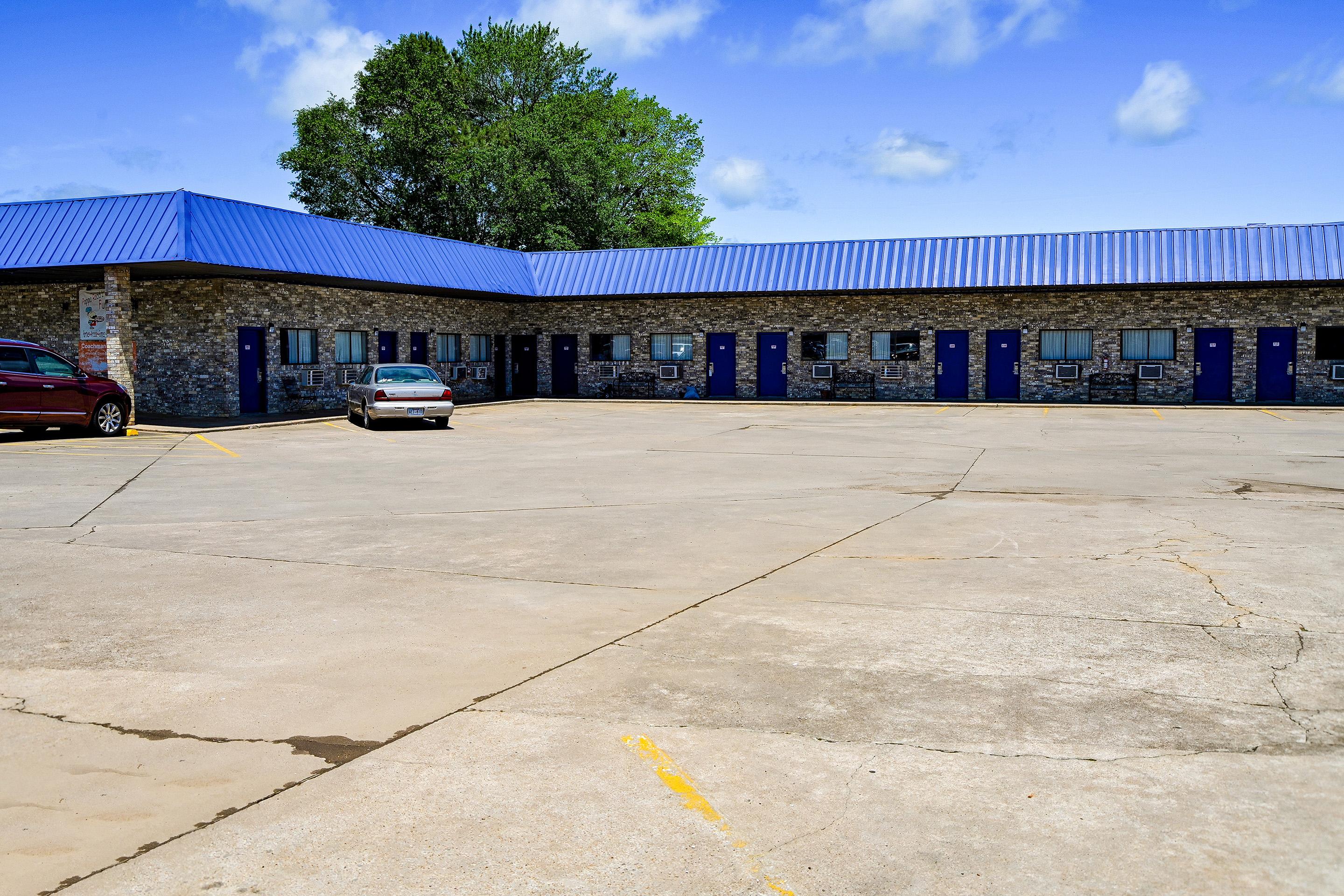 Hotel Oyo - Hwy 77