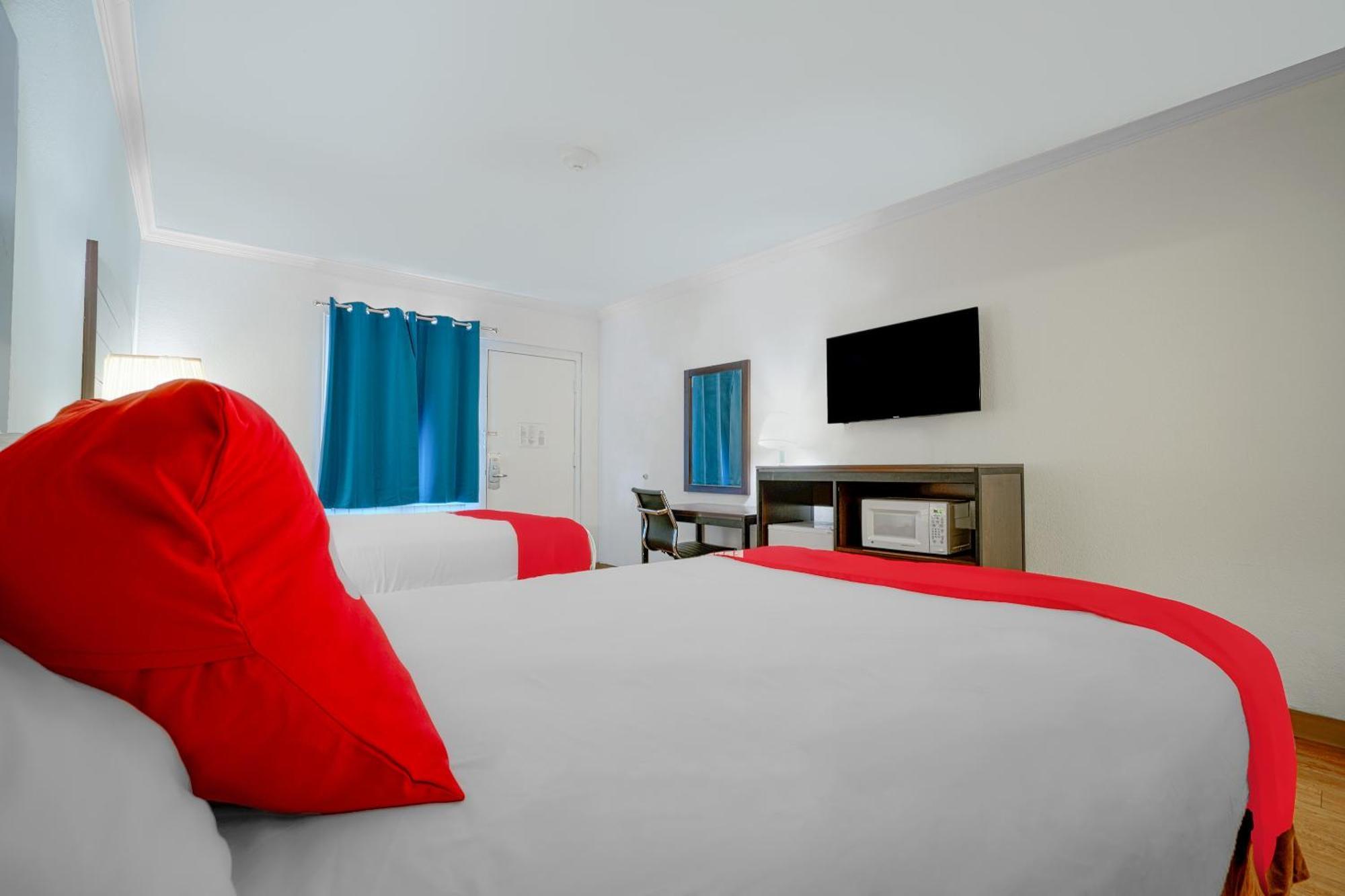 Hotel Oyo - Hwy 77