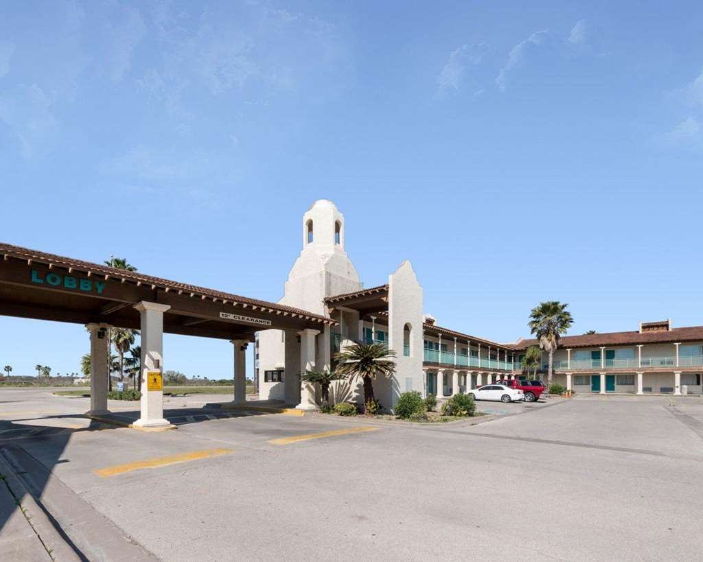 Oyo - Hwy 77 Hotel